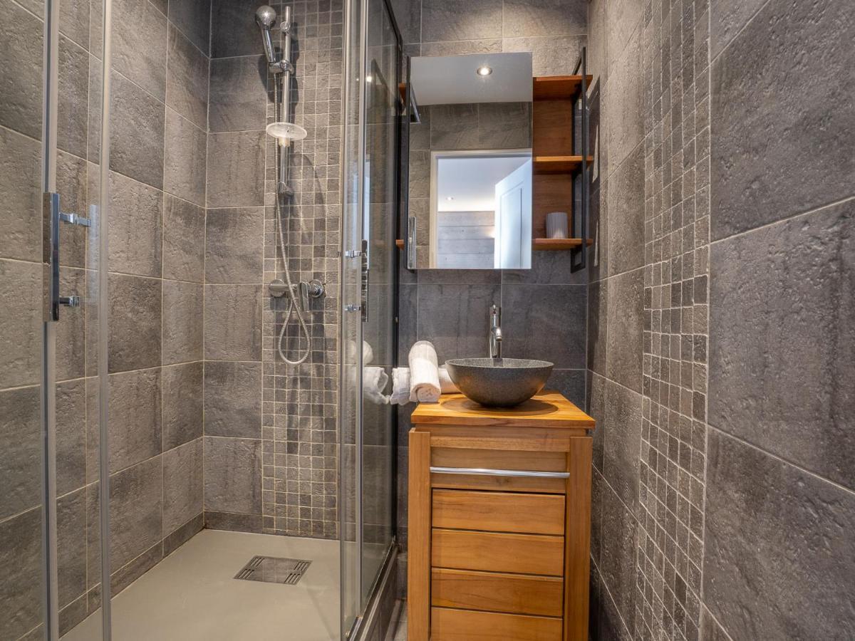 Rond Point Des Pistes - Val Claret-17 By Interhome Apartment *